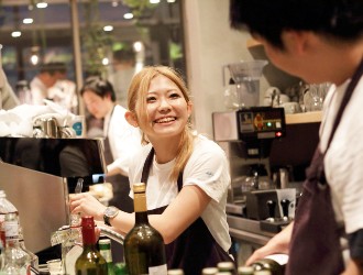 BALNIBARBI.co,Ltd（株式会社バルニバービ） 求人 企業系のレストランがはじめてという方も大歓迎です。一つ一つがオリジナルのお店なので、個性を活かして働けます。