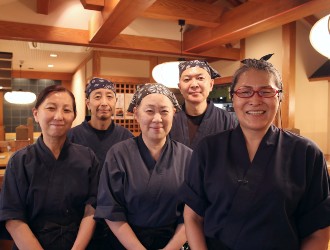 銀座 木屋（きや）／株式会社クリエイト・ダイニング 求人 年齢不問！元気な方であれば、ベテラン経験者の方も大歓迎です。落ち着いたお店を一緒につくっていきましょう。