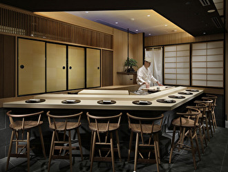 つきじ鈴富 ホテルニューオータニ／つきじ鈴富 GINZA SIX店／株式会社B&Tマリンプロダクツカンパニー 求人