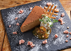 anea cafe（アネアカフェ）／株式会社 anea 求人 目で見ても楽しめる…そんな料理・デザートを提供中！