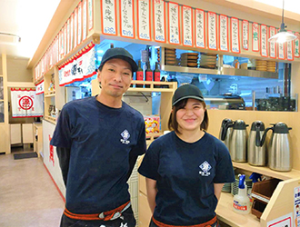 「築地食堂 源ちゃん」「讃岐うどん 伊吹や製麺」「ABURI百貫」「和食飛賀屋」「チャーリーズ フライドチキン＆バーガー」「喜多方ラーメン とし食堂」／株式会社 サイプレス 求人