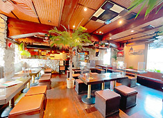 サンアロハ みなとみらい本店／株式会社 ビックバン 求人 キッチン、ホールのコミュニケーションを大事にしています。一緒にお店を盛り上げませんか！