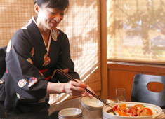 しの田 求人 社交的で人と話すのが好きな方にピッタリな職場です。まずは気持ちよくお客様をお迎えする元気な挨拶と笑顔があればOK！