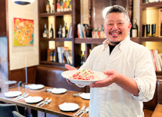 「FUNGO DINING」他／株式会社ファンゴー 求人 シェフより、ポジション問わず気軽に意見交換をし、一緒にお店を盛り上げましょう！