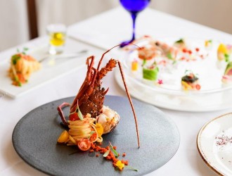 株式会社ビィバリュー　新店開業準備室 求人 各レストランで料理を考えているので、料理人としての実力もしっかりと身に付く環境です。