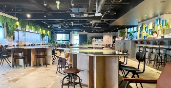 株式会社バンクリ／SUMIKA ARCHTECTURE CAFE、FLOWER WALL MONE 求人