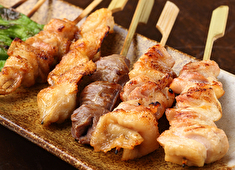 鳥金・炭火焼鳥 TORIKIN ／新店舗 　※海外採用本部 求人 新メニュー開発業務などもご希望や実力に合わせてお任せ！アイデアを形にする業務もでき、自由度も感じながら働けます！
