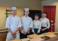 匠 鮨 おわな／株式会社K4 求人 和食の経験があるスタッフも在籍しており、寿司だけでなく和食の経験もしっかりと積める好環境！