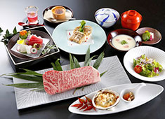 若会席 大和館 求人 当店自慢の料理は、ワインリストを考えるのもやりがい抜群です！これからワインを学びたい方も歓迎です！