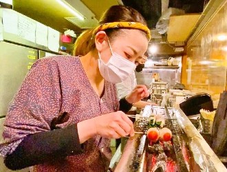 アクトダイニング株式会社 求人 居酒屋経験者、大歓迎！高度な調理経験は必要ありません。居酒屋キッチンのアルバイト経験も活かせます！