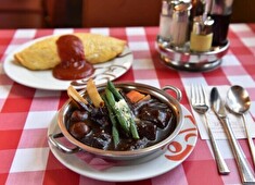 浅草 ヨシカミ 求人 どこか懐かしく、目で見ても楽しめる…そんな料理を提供しています。