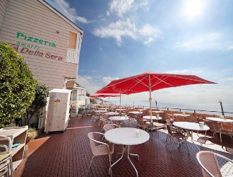 株式会社ビィバリュー　新店開業準備室 求人 都会の喧騒を離れた、自然豊かな立地にも出店しています。鎌倉・湘南などでの仕事を希望する方も大歓迎！