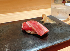 鮨 のべつ 求人 新鮮な素材を使った寿司は、常にお客様から満足してもらっています。