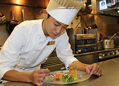 アパホテル（アパグループ） 求人 未経験の方も大歓迎！豊富なスタッフがしっかりとサポート。目標に向かって挑戦しましょう！