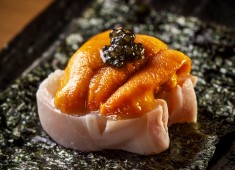 「焼鳥 みかど」「焼鳥 鐵」／株式会社JIN Company 求人 大人の隠れ家で愉しむ“高級和食”