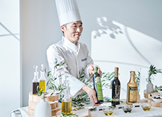 株式会社ワールドサービス 求人 ▲美味しい料理・デザートを提供したい！お客様を笑顔にしたい！という方、大歓迎します！