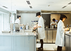 HiO ICE CREAM／株式会社 HiOLI 求人 将来的には商品開発に関わることもできます。