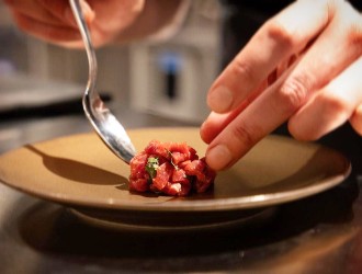 株式会社 アイフーズ（ifoods） 求人 洋食系レストランでの経験者を特に歓迎！新しいレストランを一緒につくりましょう。