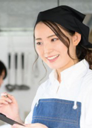 「Vietnam French De Salita」「Bistro Grill De salita」／株式会社 アイティープラス 求人