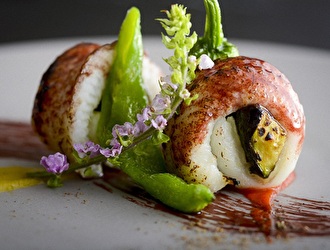 Trattoria Restaurant CARESS 求人