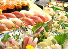 築地すし鮮 浅草雷門店 求人 寿司はもちろんのこと、和食も学べます。店舗により少しずつ特性が異なることも面白さを感じるポイントです◎