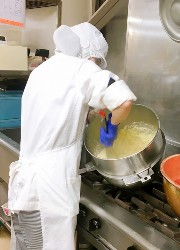 株式会社トリコロール／フルニ川崎、パティスリー川崎 求人