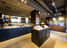 株式会社キャメル珈琲／CHOCOLATERIE CAMEL（ショコラトリーキャメル） 求人 当店で仕上げた商品は各店のカルディコーヒーファームで販売される事もあり、全国のお客様に届ける事ができます。