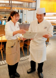 日本橋だし場 はなれ／株式会社にんべん 求人