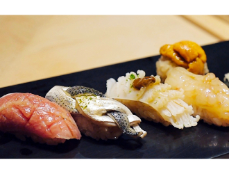 銀座 鮨たかや 求人 料理とお酒のペアリングを提案！組み合わせ方、楽しみ方を一緒に考えていきましょう。