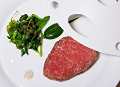 LOUANGE TOKYO LE MUSEE（ルワンジュ東京 ル・ミュゼ）／Louange Tokyo, Inc 求人 レストラン部ではコース＆ディナーのみ…特別なシェフズテーブルスタイルで上質な時間と料理を提供しています。