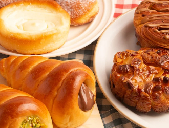 Bakery&Patisserie REBELLBE (リベルべ)／株式会社Az 求人