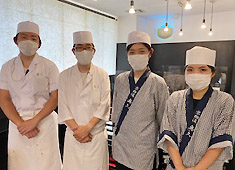 株式会社 魚久（うおきゅう） 求人 全国に販売店も展開する有名ブランドです！アルバイト接客、調理補助、仲居も大募集！働き方などお気軽にご相談ください！