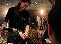 『Bistro Qualite Prix』『Il Fiume』『Trattoria Noe 』／株式会社ease 求人 女性スタッフも活躍！中堅～ベテランさんも人柄を大切にしつつ幅広い視野で採用活動を実施中なのでぜひお話ししましょう！