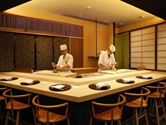 つきじ鈴富 ホテルニューオータニ店／つきじ鈴富 GINZA SIX店/ つきじ鈴富 すし富本店　【株式会社B&Tマリンプロダクツカンパニー】 求人