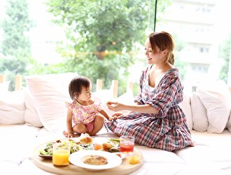 株式会社ダイヤモンドダイニング／「カフェ・スタンディングバル事業部」 求人