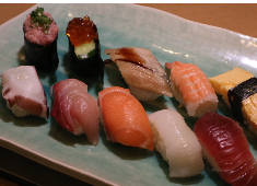 株式会社BOSパートナーズ/寿司酒場 スシイチ 求人 イチから魚を学びたい方はもちろん、スキルがある方には即戦力としてお店の中核を担って頂きたいと考えています。