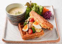 MOG・MOG（カフェ部門） 求人 