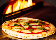 Pizzeria Piatto（ピッツェリア ピアット）／フューチャースペース 求人 ▲料理は店舗で考案しているので、あなたの考案したメニューが採用されることも！自由度の高いお店で活躍しませんか？