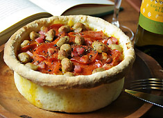 「Restaurant&Bar Corn-Barley 渋谷（レストラン＆バー コーンバレー）」「吉祥寺 Corn-Barley（コーンバレー）」 求人 当店名物の「シカゴピザ」ピザ生地も店で仕込んでいます。料理のスキルの幅が広がります。