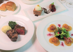 BENJAMIN STEAK HOUSE/株式会社 オーイズミフーズ 求人 手作りにこだわり、基本から細かな技術まで幅広く学べます！