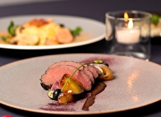 ALL DAY CAFE ＆ DINING“The Blue Bell” 他／株式会社バリューテーブル 求人 食材のポテンシャルをフルに活かす、手間暇かけた料理も提供！