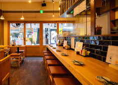株式会社ファン・ダイニング・プロデュース 求人 お客様が1度来店すると居心地がよくリピーターになるほど。そのようなお店を作っていきましょう！