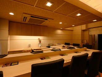 「鮨 赤酢 かなやま」「鮨 赤酢 あらまさ」 求人