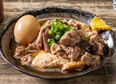 佐藤商店／闇市／まほろば酒場 他／株式会社 一歩。 求人 どこか懐かしく…食べるとホッとする…そんな料理も提供中！