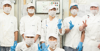 横濱元町 霧笛楼 求人