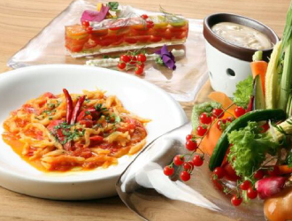 株式会社LG＆EW 求人 パスタを中心としたお野菜たっぷりの料理を楽しめる「AWkitchen」。 創作性豊かな一皿を提供します！