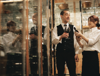 株式会社スティルフーズ系列／「六本木 Artisan de la Truffe」「銀座 BEIGE」etc. 求人
