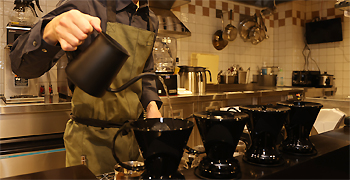 焙煎所カフェ 東大店 求人