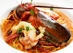イタリアンダイニング鷹・すし 鷹の羽/たかみ興産グループ 求人 イタリアン、寿司職人・和食の経験があるスタッフが多く在籍しており、洋食・寿司・和食の経験もしっかりと積める好環境！
