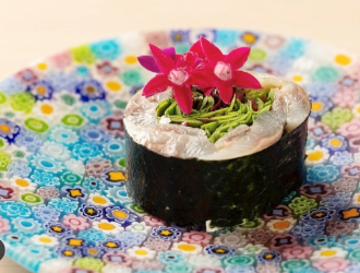 UDATSU SUSHI LAB（ウダツ スシ ラボ）／株式会社3SL 求人 見た目にも楽しめる創作的な江戸前寿司も提案します。カジュアルな寿司店での経験も活かせます。